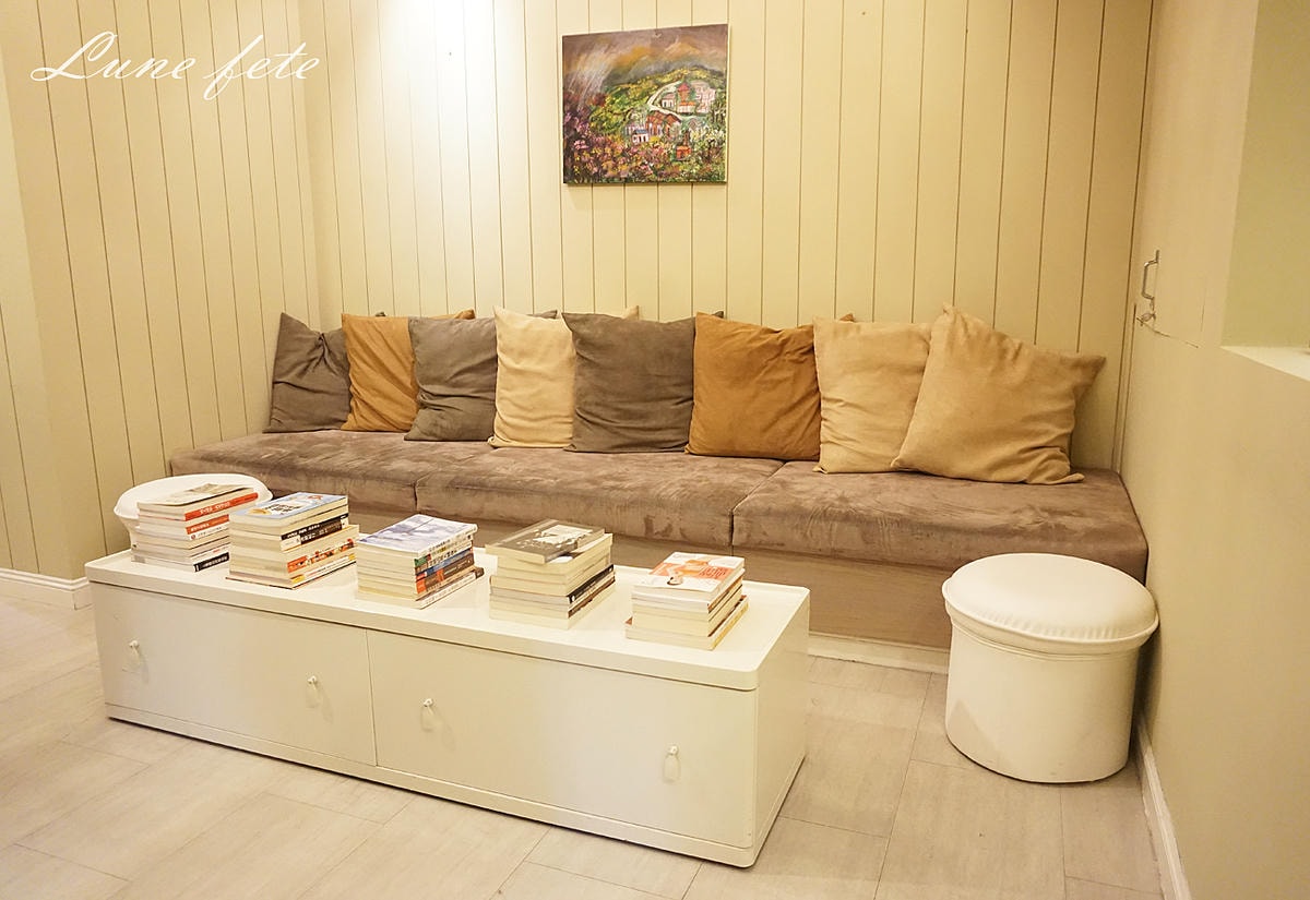 「Moon Hair Studio」