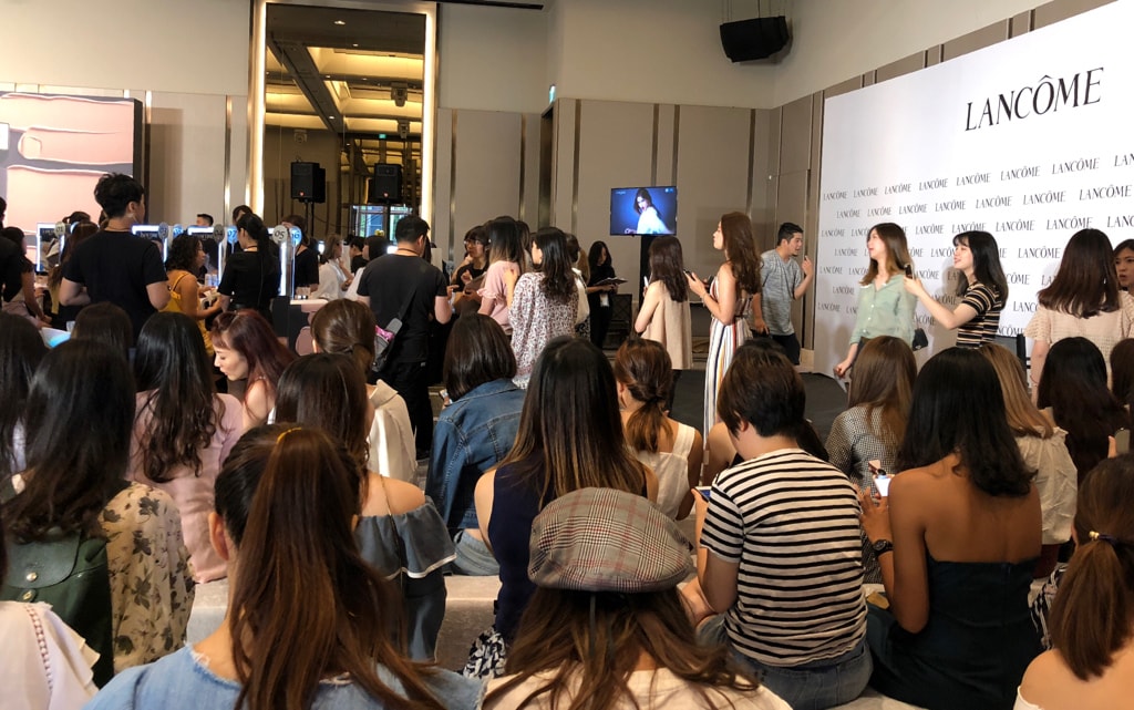 LANCÔME蘭蔻「零粉感超持久粉底」挑戰金氏世界紀錄的挑戰成功!現在就上網填寫資料領取妳的命定粉底!!!
