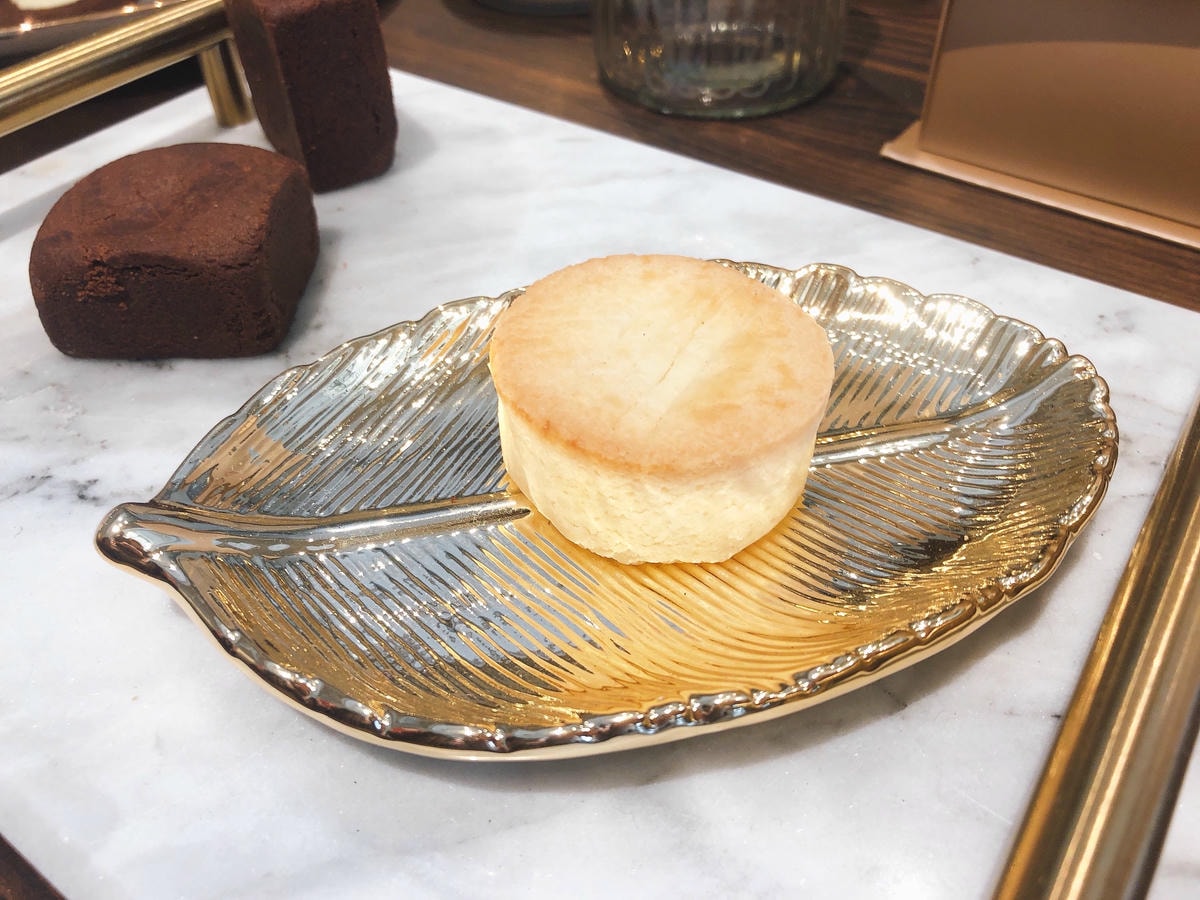 IMG_9086.JPG #Rivon#禮坊#高雄景點#美食#文青#taiwan#kaohsiung#interiordesign#喜餅#foodie#法式甜點#france#love#dessert#wedding