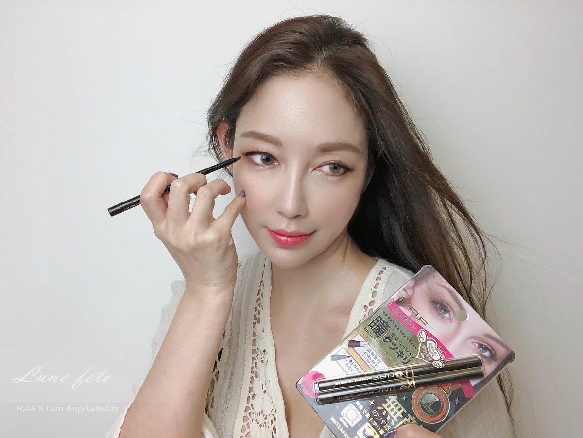 好用彩妝推薦:N.A.F 1+1防水持久旋轉眼線膠筆-第三代全新進化版、N.A.FLED星光打亮餅! IMG_4246.JPG