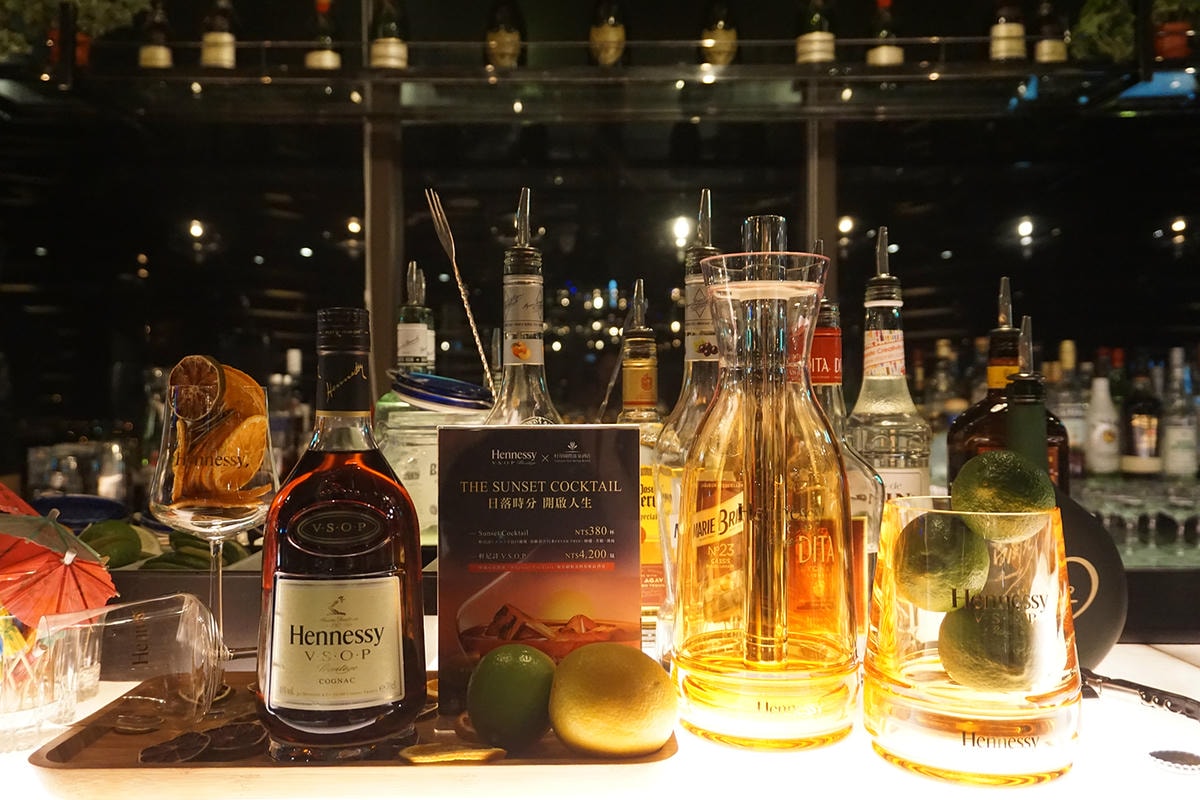 [宜蘭101飯店推薦]宜蘭村却國際溫泉酒店Cuncyue Hot Spring Resor 突破宜蘭天際線 盡享五星級高雅奢華 東西匯美饌 宜蘭101高空酒吧百萬夜景VIEW 給你不同以往的震撼與感動!DSC05495.JPG
