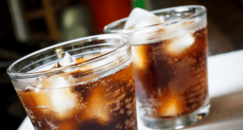 可樂會腐蝕牙齒嗎?酸性飲料與牙齒健康-800x430.png