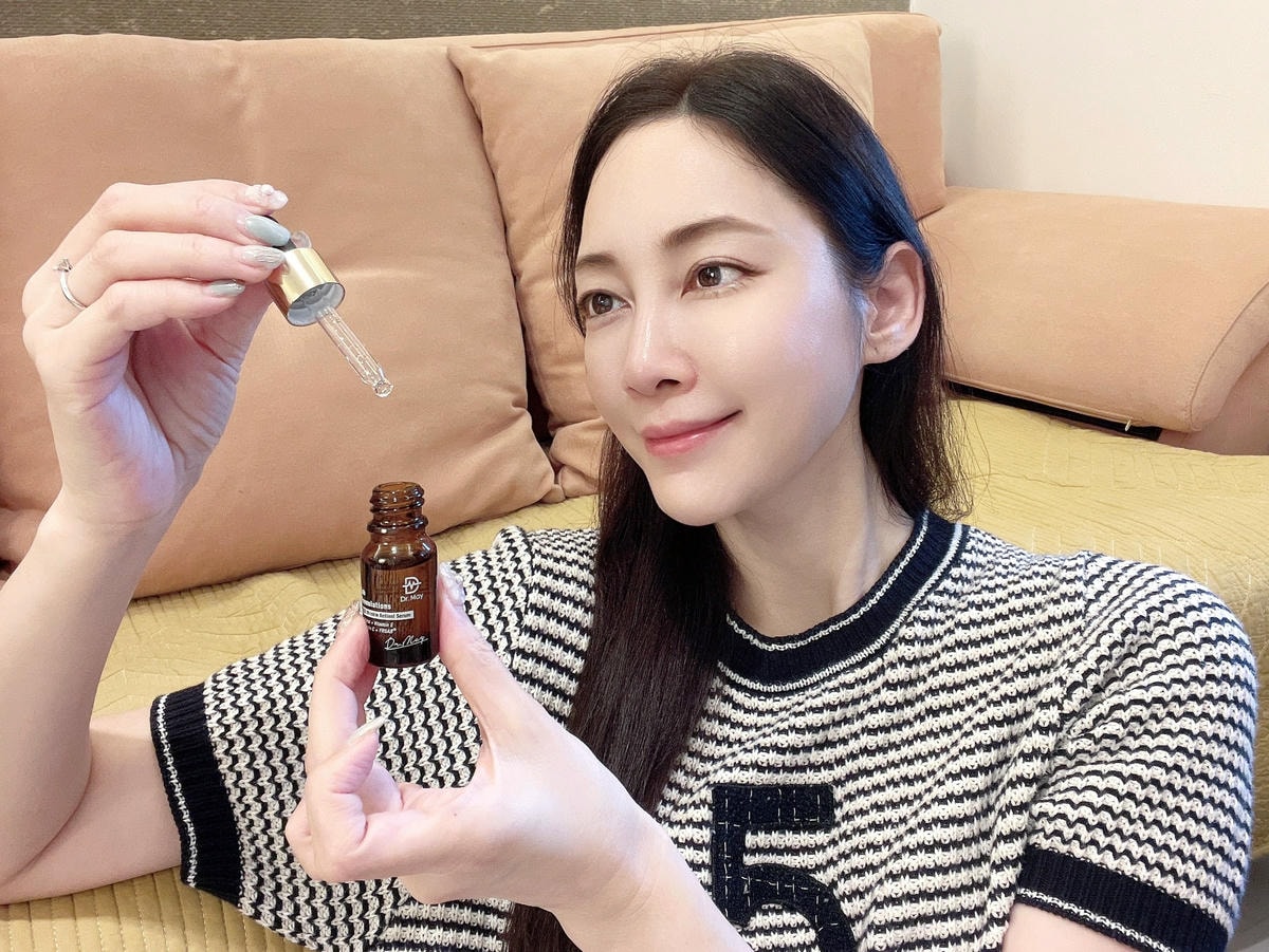 Dr.May 美博士精華推薦: B3抗痘精華、AIO美白精華 Dr.May美博士,dr.may美博士評價,四大精華,B3抗痘精華,AIO美白精華,ACE撫紋精華,MA杏仁酸精華,無水精華,美博士好用嗎,杏仁酸,微酸保養,秒白精華,美博士專利成分,保養品推薦,煥膚精華推薦,精華液推薦,抗痘,美白,淡斑,粉刺,抗老