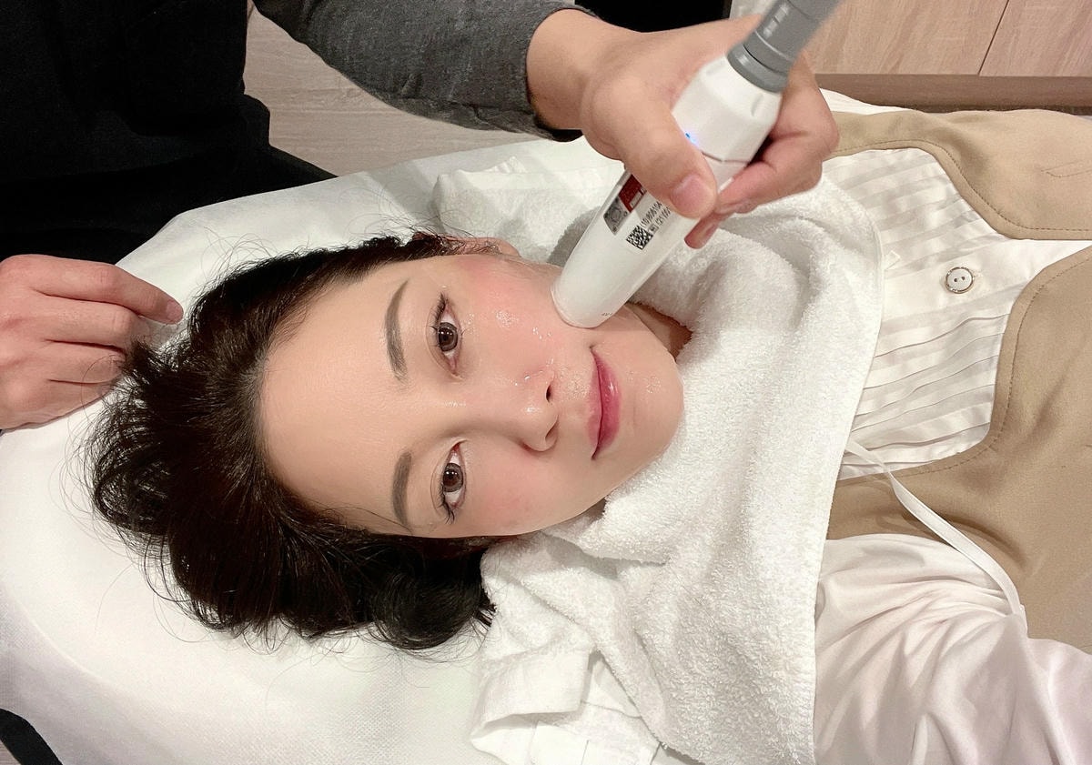 蘇黎世診所 LV音波拉提 超越傳統線型音波 TDT聚焦熱點 VS 點狀探頭 大幅改善我的眼周嘴角下臉輪廓問題,LV立特拉渦旋音波拉提讓我讚嘆自己彷彿又年輕了一次!LINE_ALBUM_230109_0.jpg