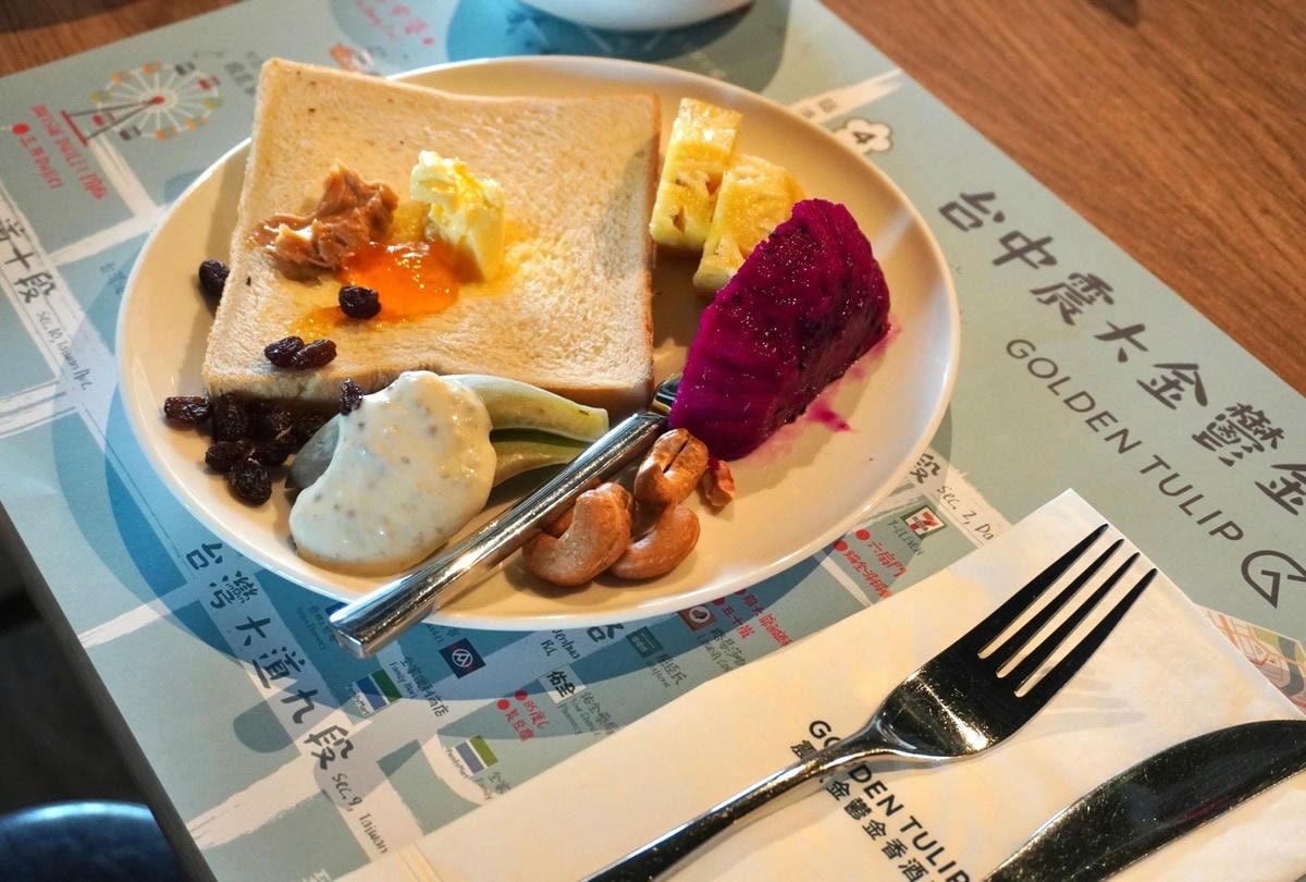 台中震大鬱金香酒店 泰國美食節一泊二食 酸辣甜泰美味料理..