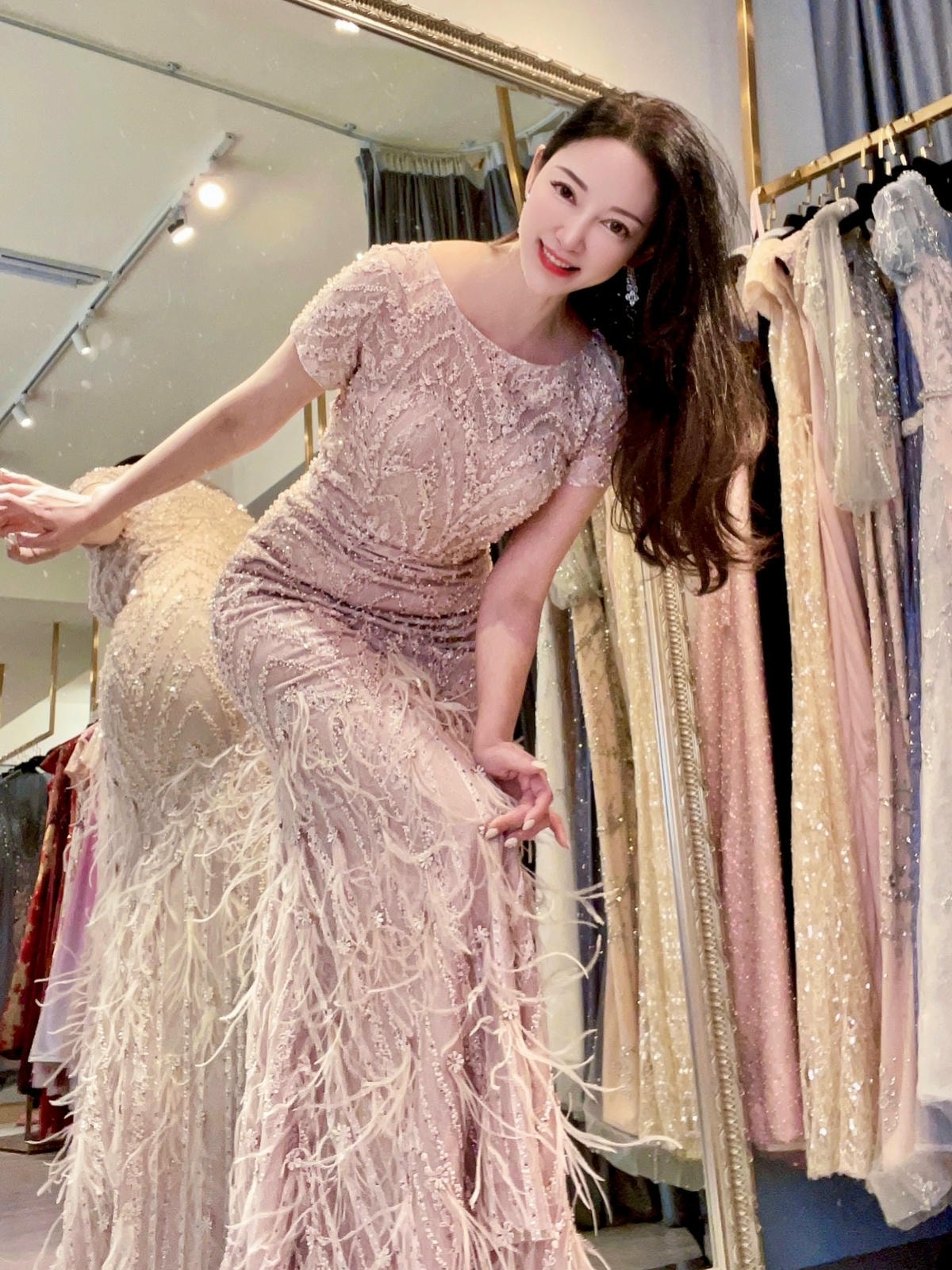 Your Love 侑樂精品禮服 台中媽媽禮服出租 婚宴禮服 Your Love 侑樂精品禮服 台中媽媽禮服出租 婚宴禮服