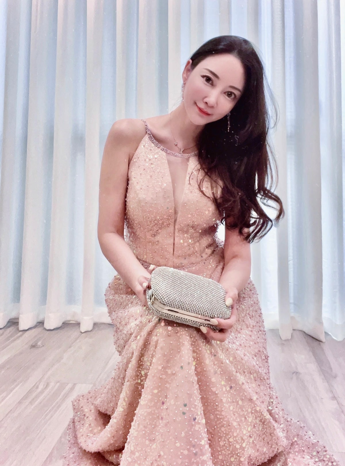 Your Love 侑樂精品禮服 台中媽媽禮服出租 婚宴禮服 Your Love 侑樂精品禮服 台中媽媽禮服出租 婚宴禮服