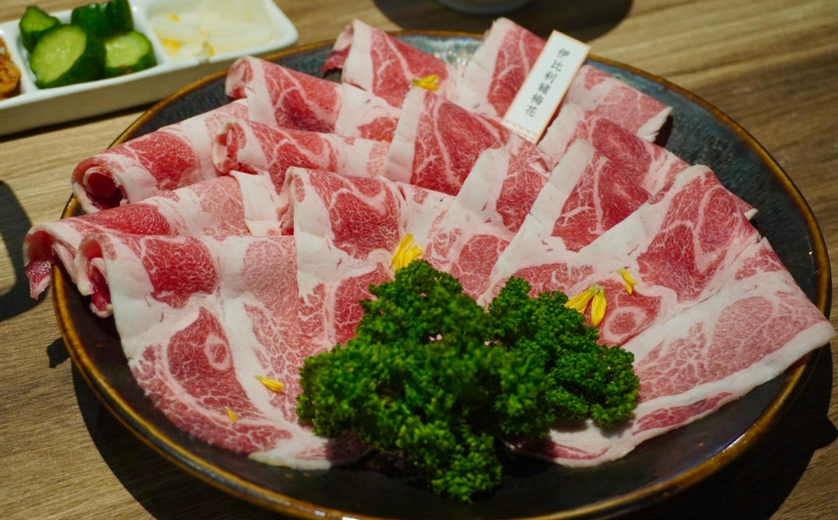 信義市府美食 優喜鍋物專門店 台北必吃這一鍋 除了有迷人的干 信義市府美食 優喜鍋物專門店 台北必吃這一鍋 除了有迷人的干