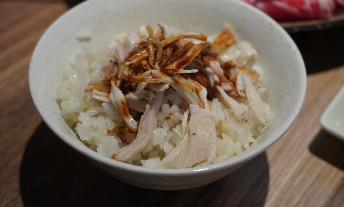 信義市府美食 優喜鍋物專門店 台北必吃這一鍋 除了有迷人的干 信義市府美食 優喜鍋物專門店 台北必吃這一鍋 除了有迷人的干