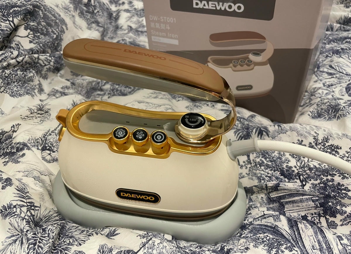 【韓國DAEWOO】2in1平/掛燙蒸氣熨斗 復古輕奢超美型 【韓國DAEWOO】2in1平/掛燙蒸氣熨斗 復古輕奢超美型