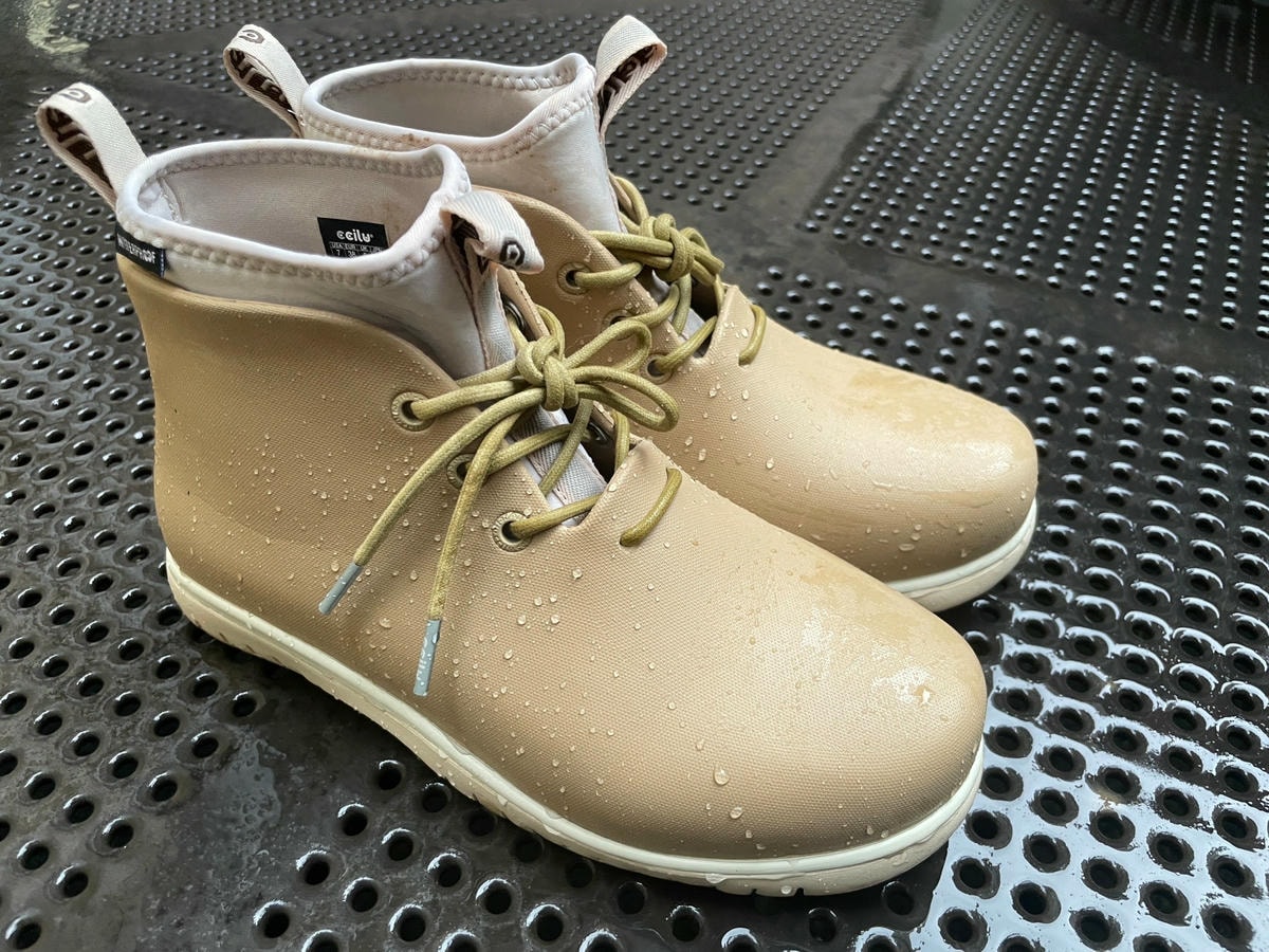 XpreSole 全天候防水咖啡靴 全世界第一雙咖啡渣環保