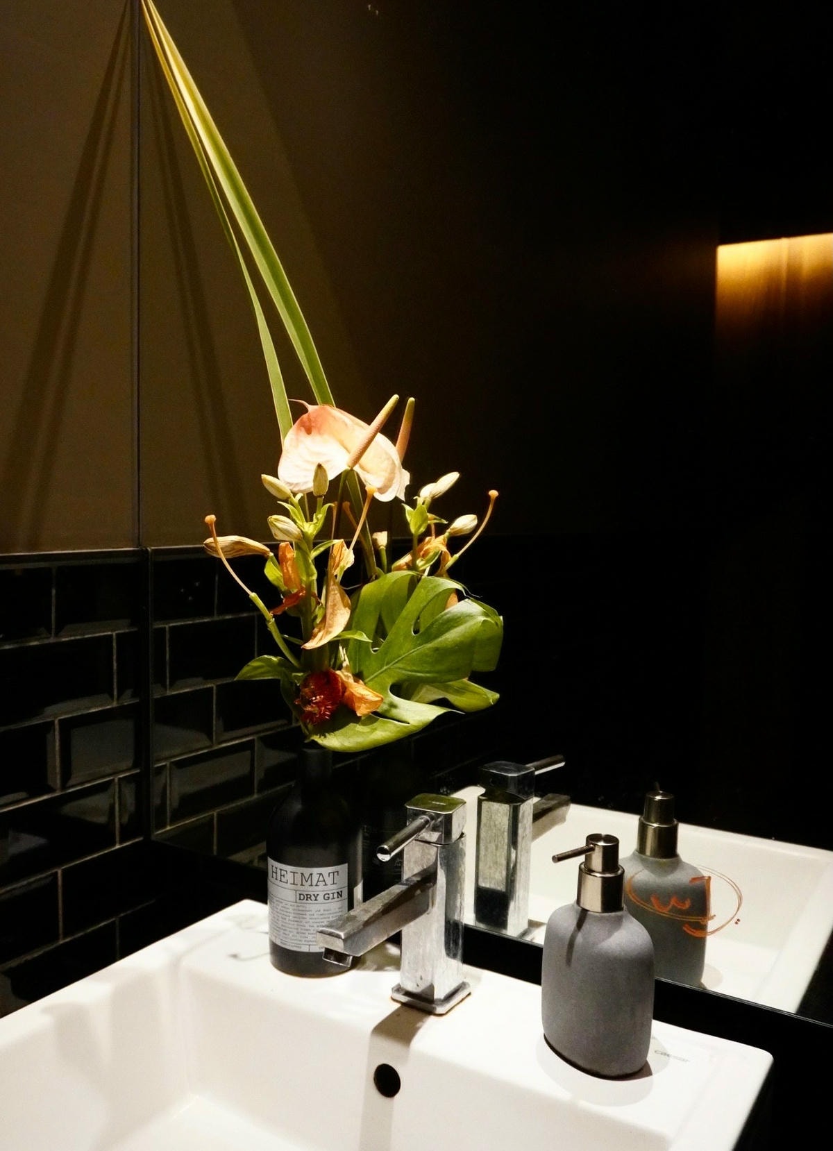 bar clique 台北東區隱藏版酒吧 低調到不行但絕不容 bar clique 台北東區隱藏版酒吧 低調到不行但絕不容