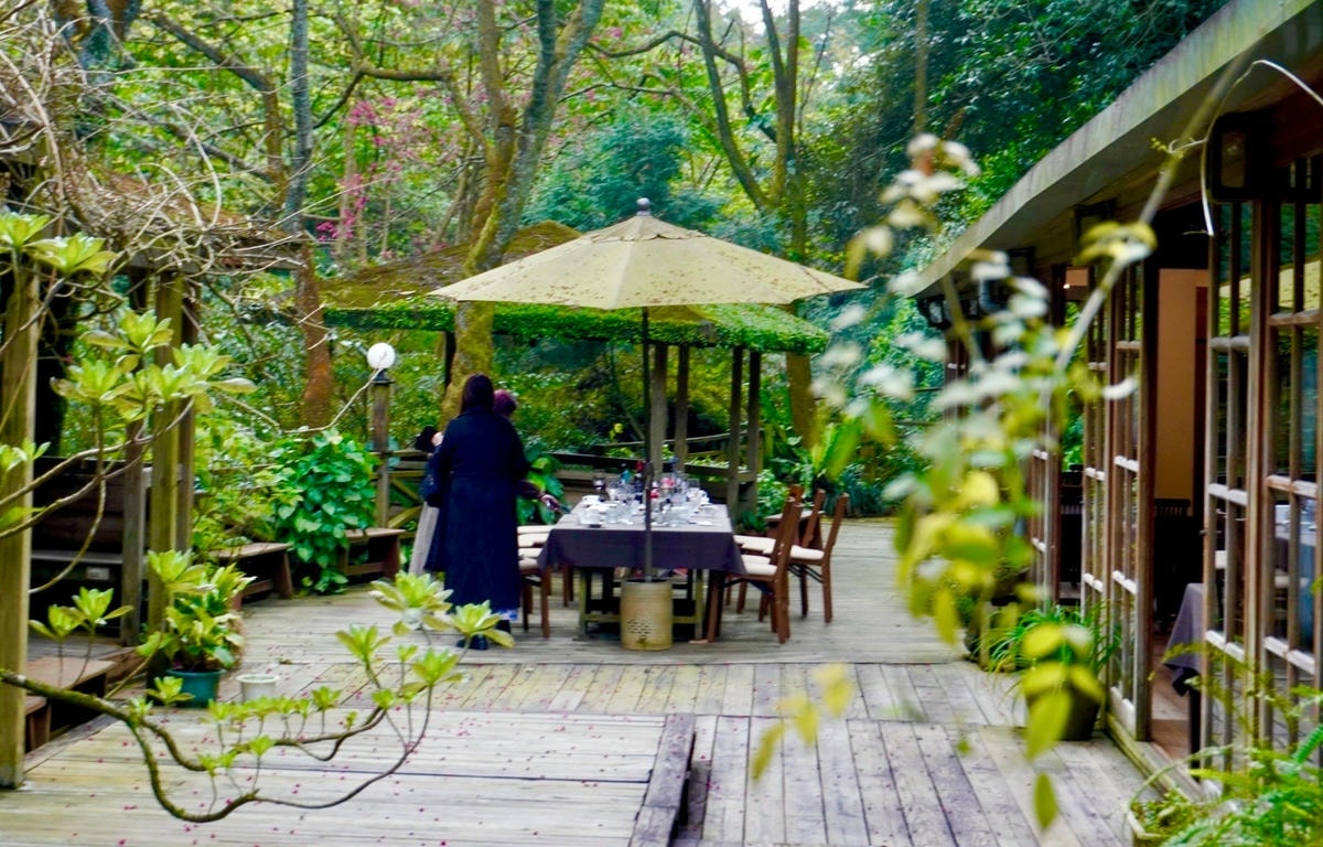 陽明山溫泉美食餐廳 絹絲谷SPA休閒會館 賞花+泡湯+戶外美 陽明山溫泉美食餐廳 絹絲谷SPA休閒會館 賞花+泡湯+戶外美