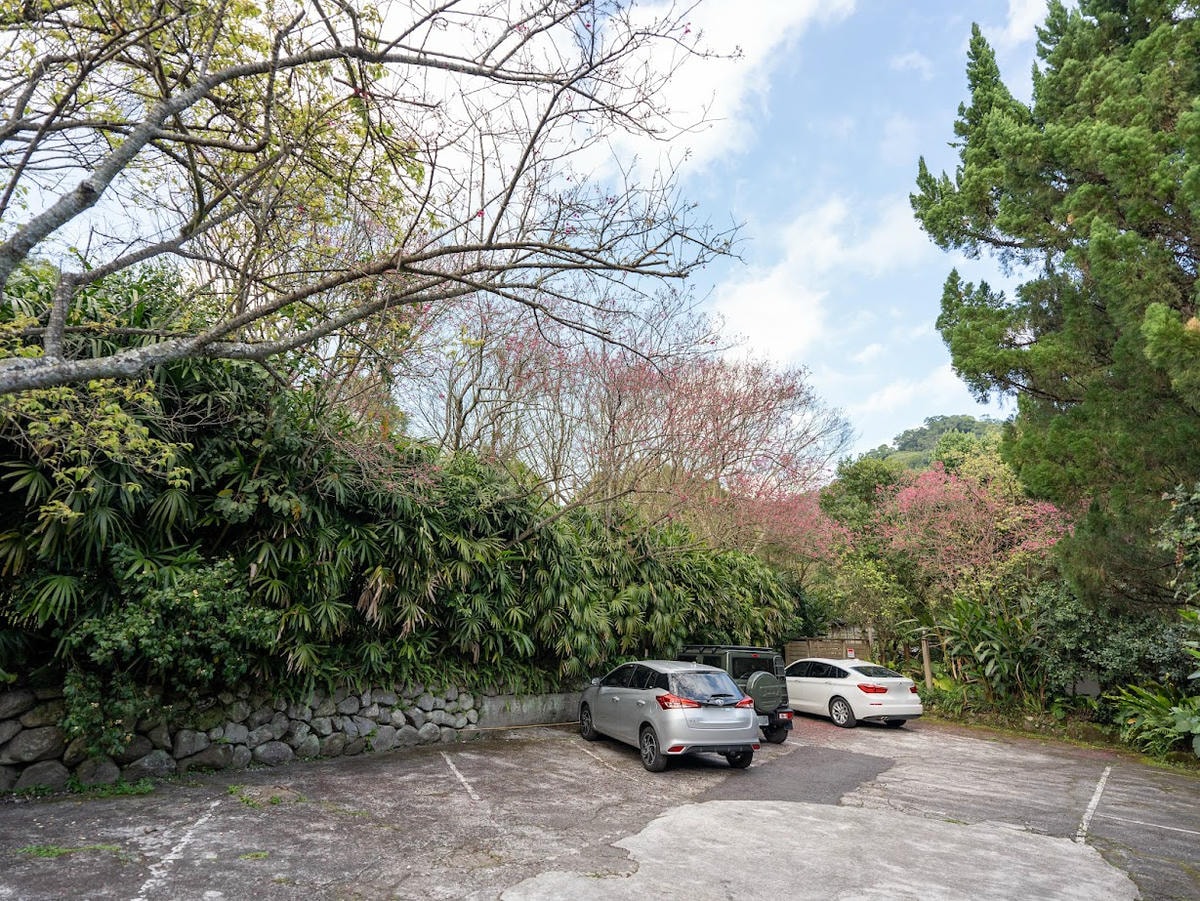 陽明山溫泉美食餐廳 絹絲谷SPA休閒會館 賞花+泡湯+戶外美 陽明山溫泉美食餐廳 絹絲谷SPA休閒會館 賞花+泡湯+戶外美