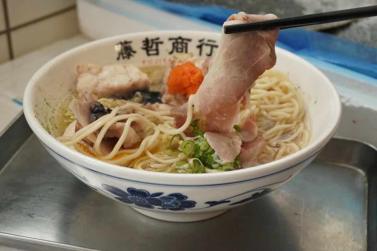 藤哲商行 超好拍的日本漁市電影場景 每日限量供應河豚拉麵3 藤哲商行 超好拍的日本漁市電影場景 每日限量供應河豚拉麵3