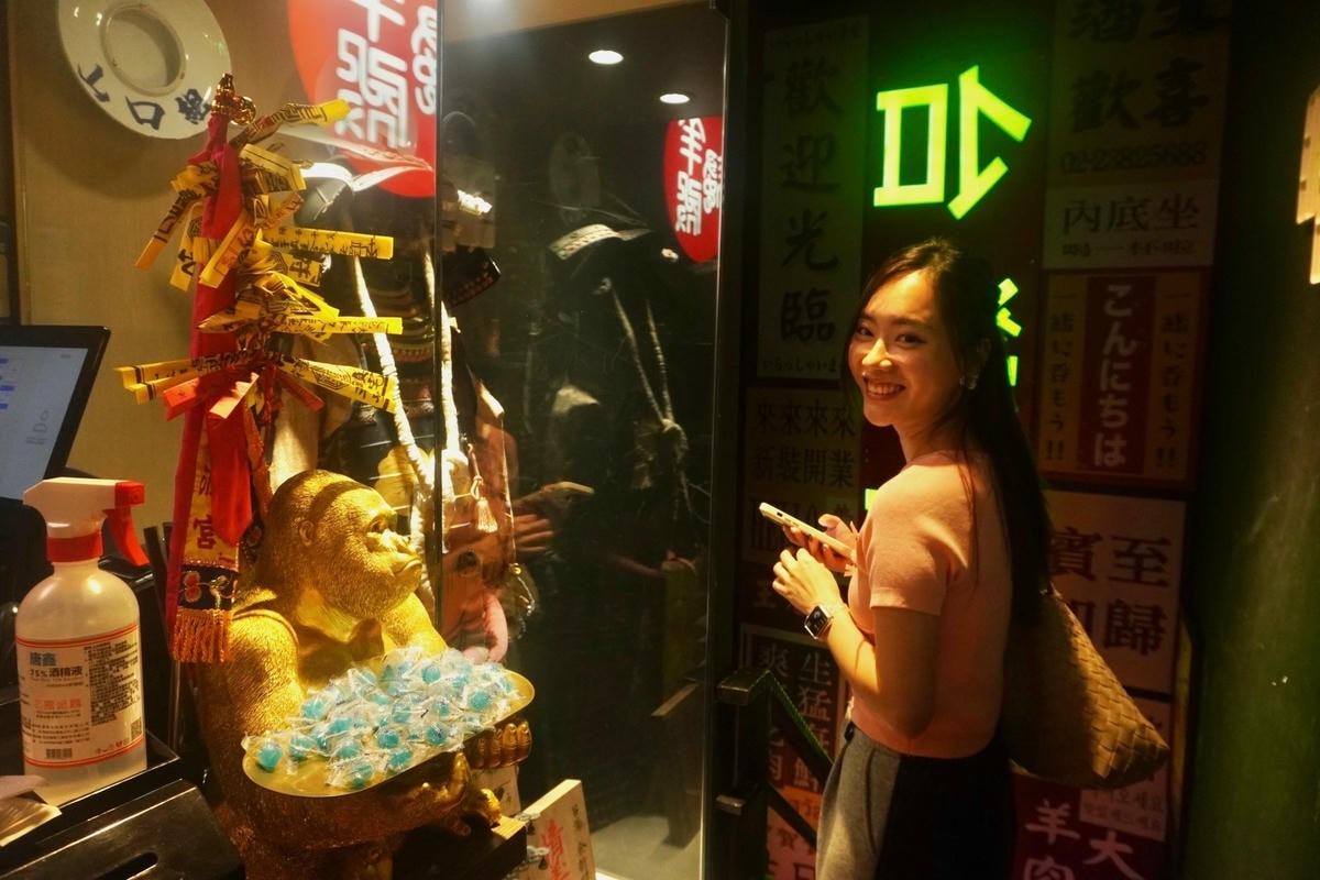 西門町羊騷殿 貼心的自動烤肉機 讓你解放雙手 享受用餐愜意時