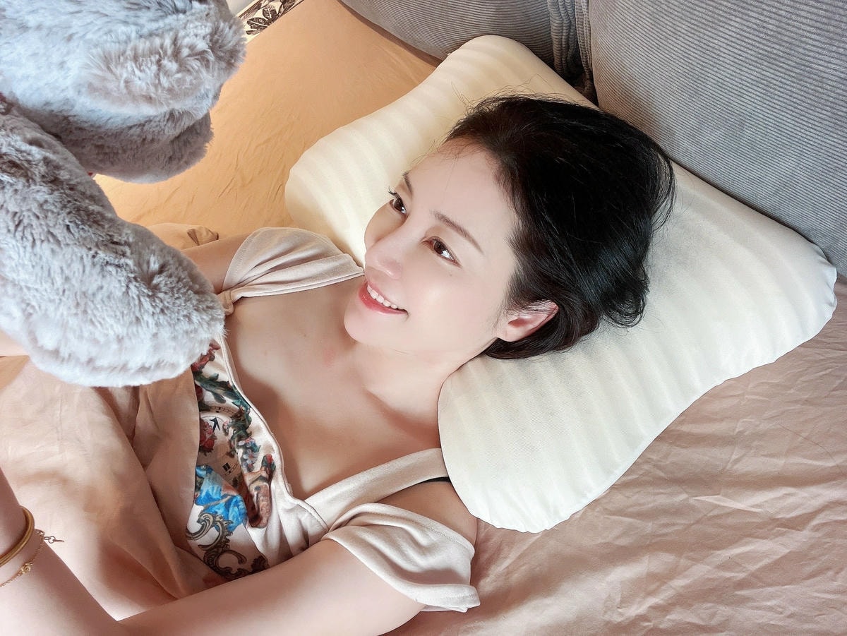 元氣蛋白枕 夏季涼感專用枕 好眠必備 天然乳膠抗螨透氣支撐度