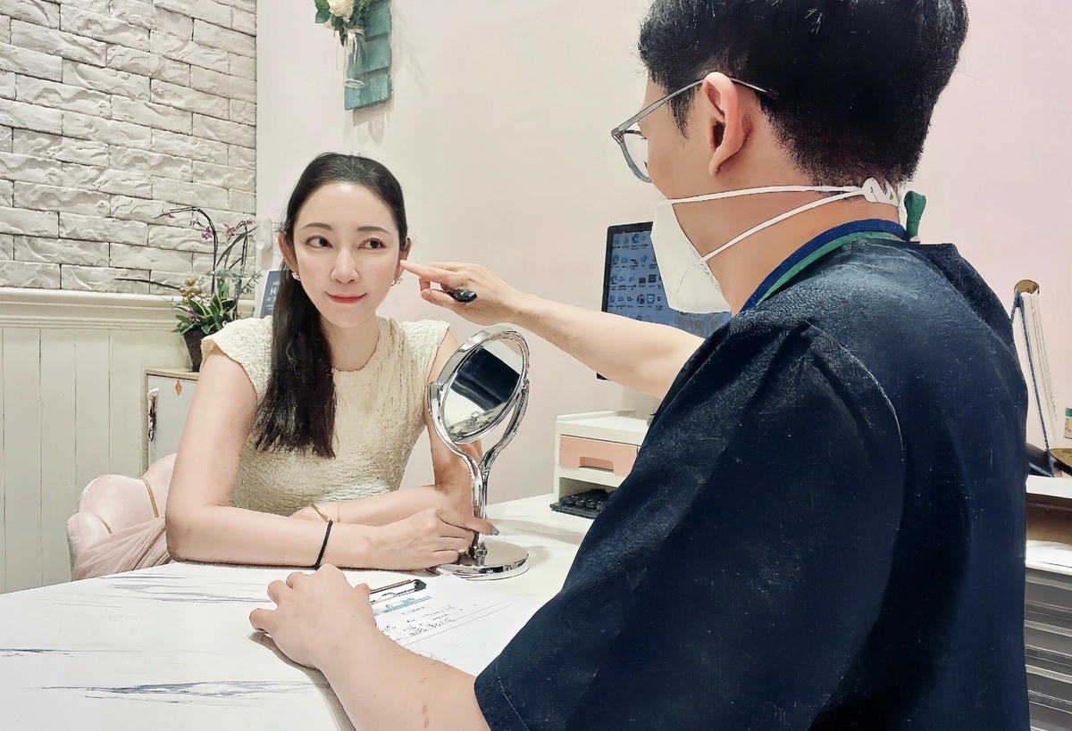 新竹杏芙診所 輕度酒糟別拖延 專業健保皮膚科 VS 醫美脈衝 新竹杏芙診所 輕度酒糟別拖延 專業健保皮膚科 VS 醫美脈衝