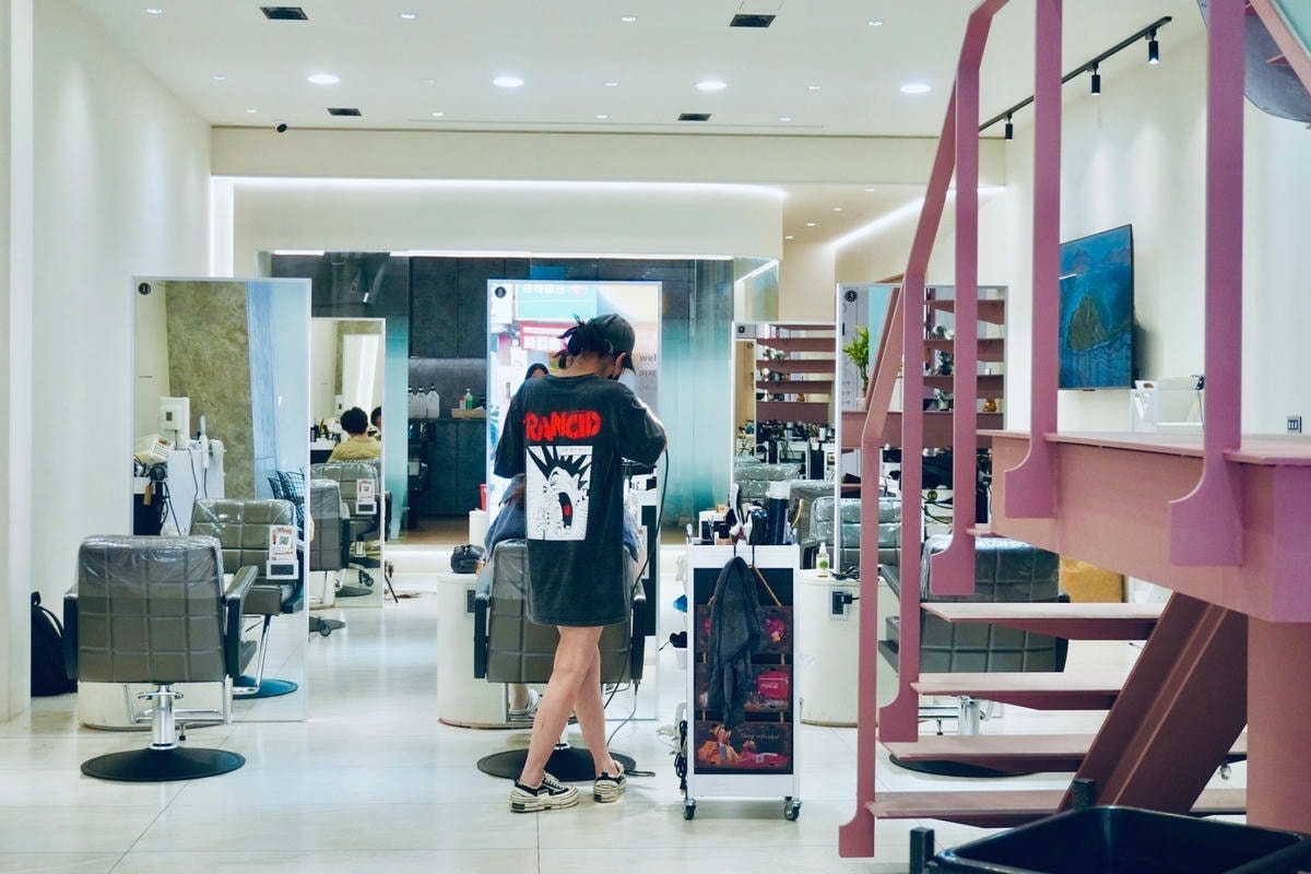 台中護髮推薦 Virus Hair Salon 勤美店 I