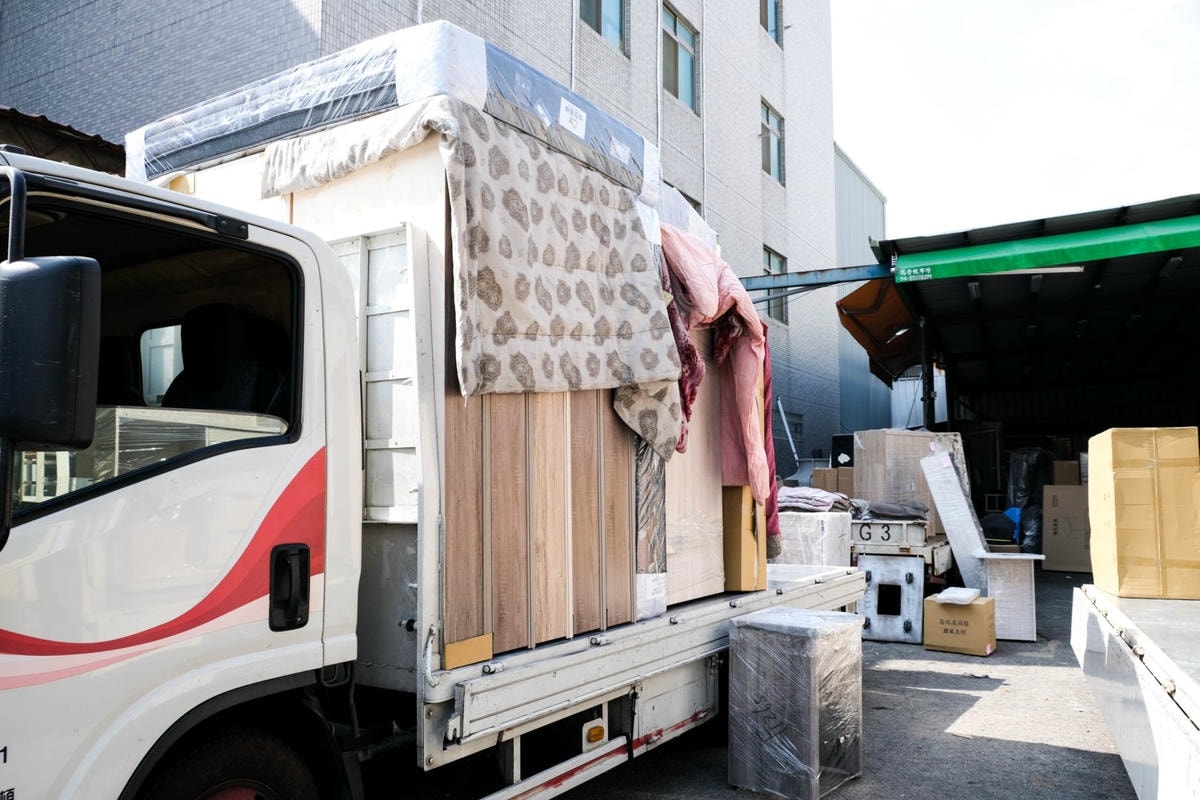 台中中友家具 3000坪展示空間 款式風格超多 不定時出清折 台中中友家具 3000坪展示空間 款式風格超多 不定時出清折