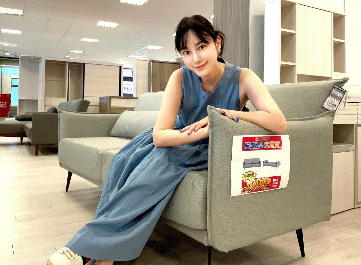 台中中友家具 3000坪展示空間 款式風格超多 不定時出清折 台中中友家具 3000坪展示空間 款式風格超多 不定時出清折