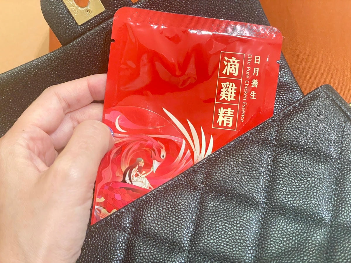 芳茲日月養生滴雞精 滴滴芳醇 是我平日補充體力的旅伴 更是拜 芳茲日月養生滴雞精 滴滴芳醇 是我平日補充體力的旅伴 更是拜