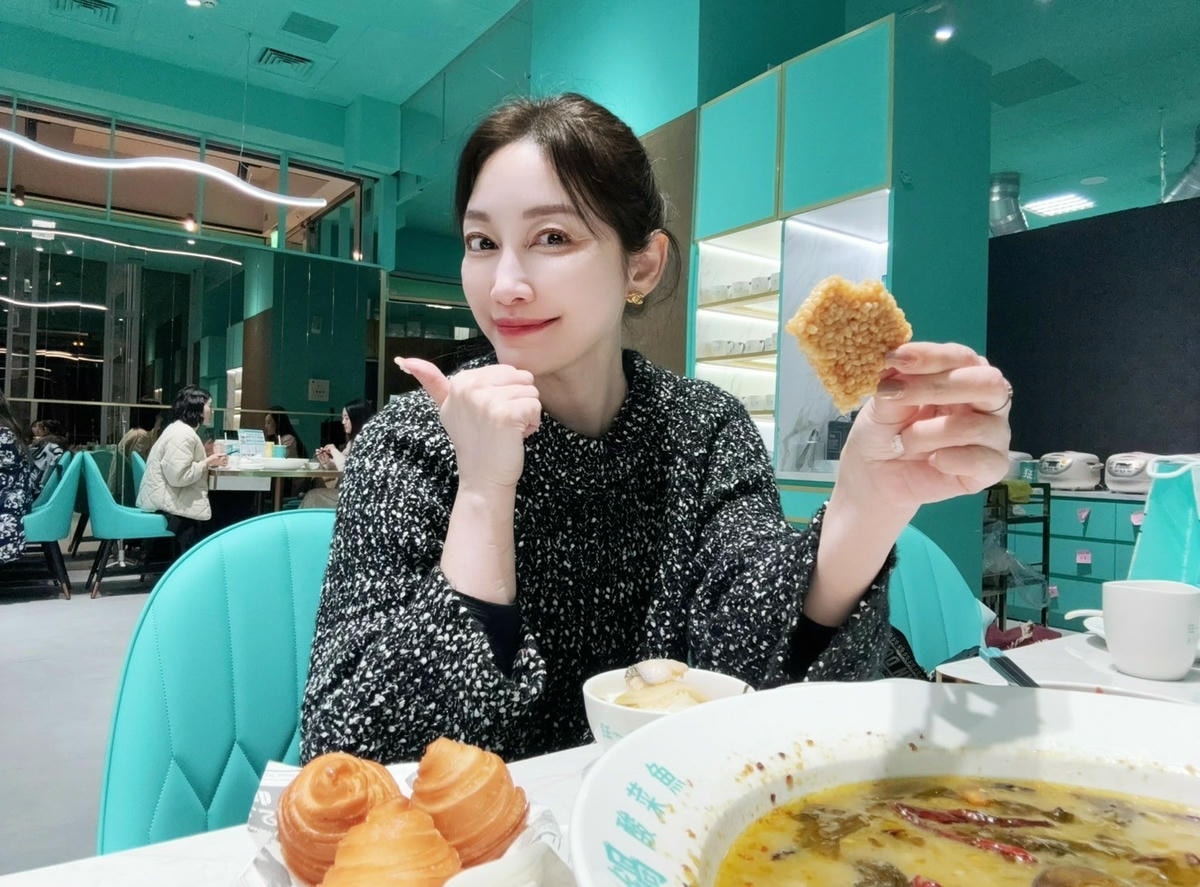 [2025西門美食推薦] 狂一鍋酸菜魚西門店 TIFFANY