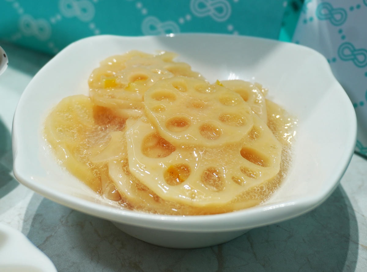 [2025西門美食推薦] 狂一鍋酸菜魚西門店 TIFFANY
