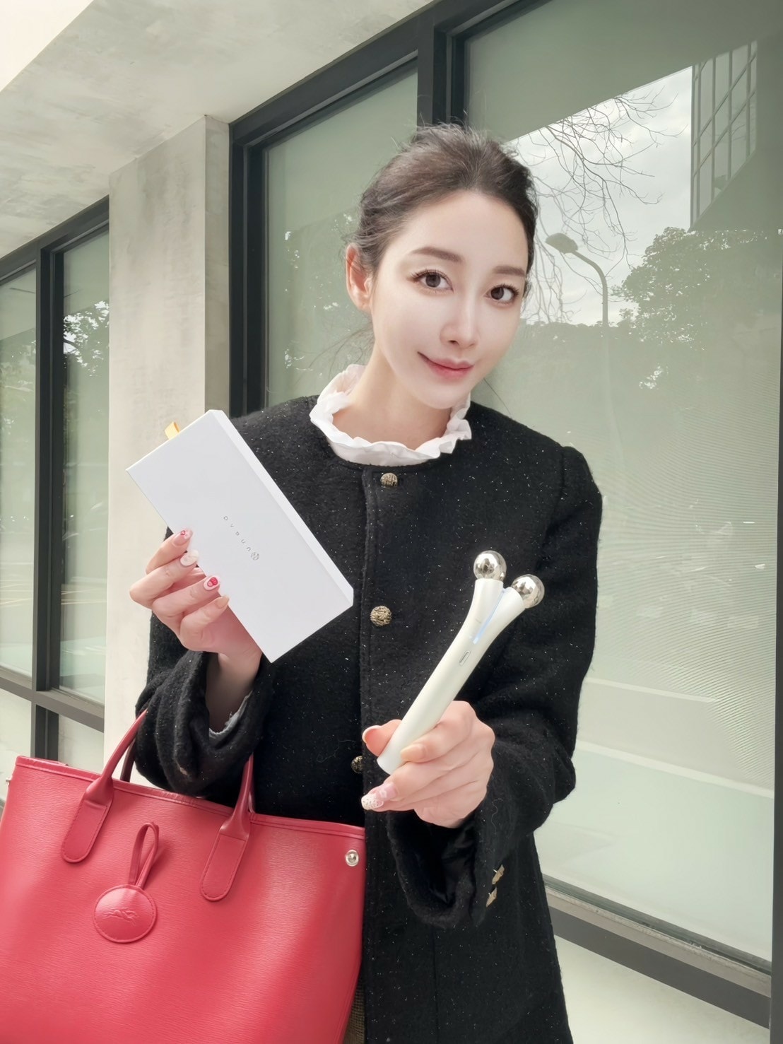 媲美醫美電音波的VoltaTM繃繃棒 6D超微電溫感緊緻儀,每