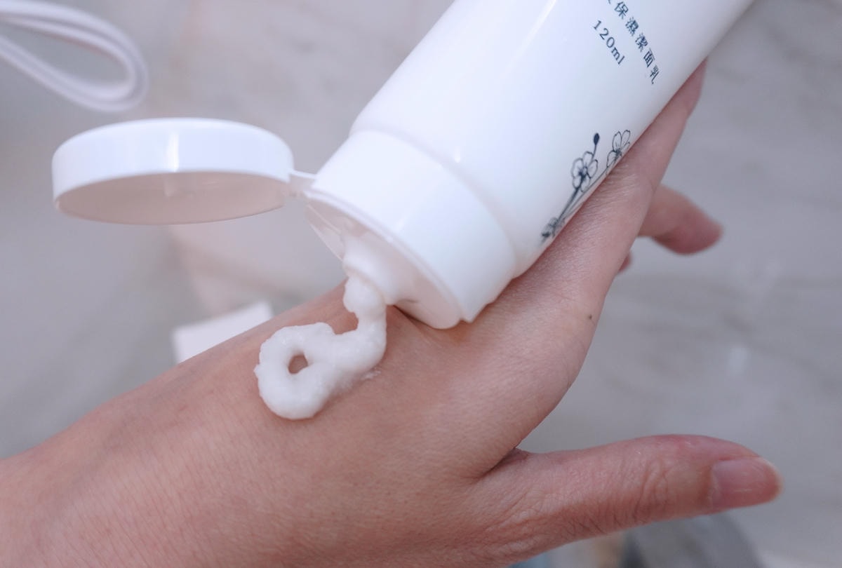 【胺基酸洗面乳推薦】女子NVZI雛菊花萃開箱彈潤原生肌從洗 【胺基酸洗面乳推薦】女子NVZI雛菊花萃開箱彈潤原生肌從洗