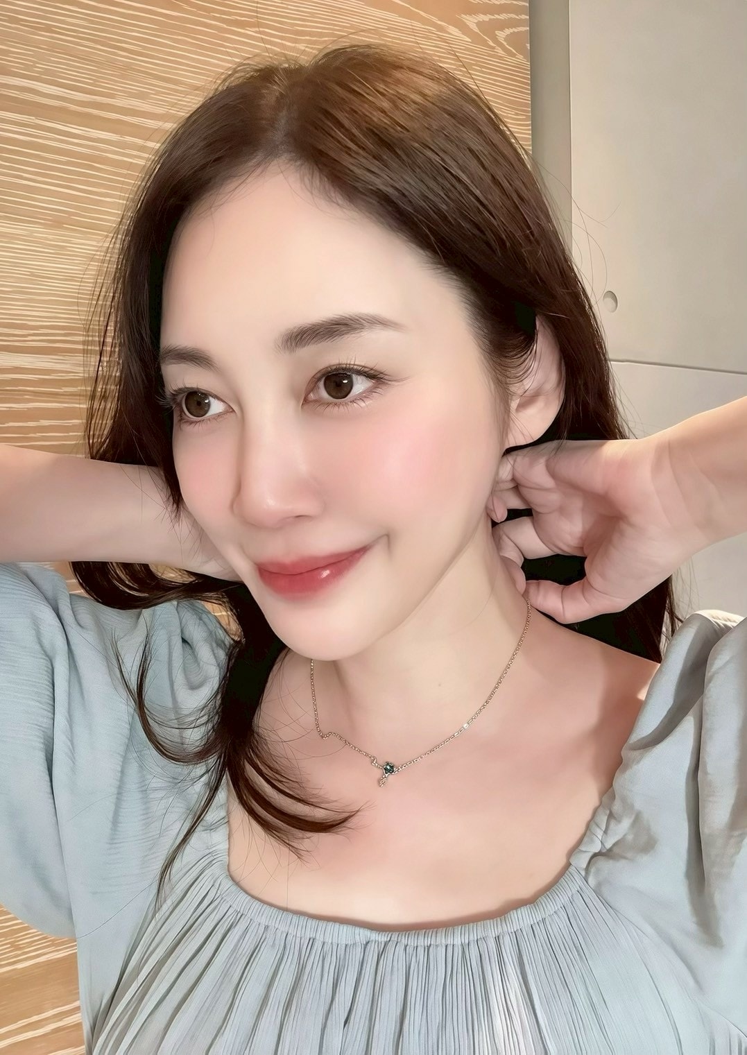 無耳洞也能輕鬆變美!OSMAR 絢彩家黏貼式耳環與磁吸項鍊的