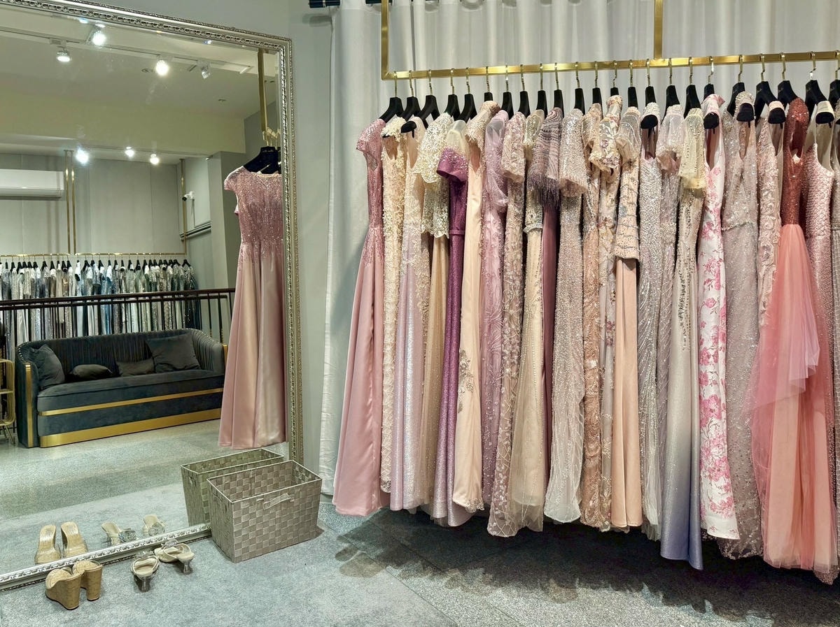 禮服推薦侑樂精品禮服高雄館 一日店長棠小璇 2025-20 禮服推薦侑樂精品禮服高雄館 一日店長棠小璇 2025-20