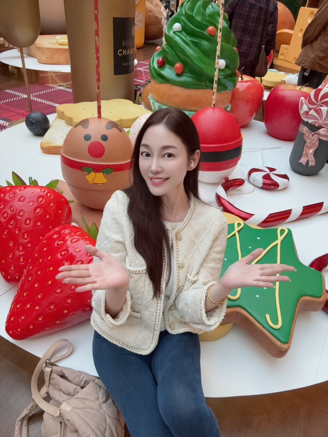 2025 BELLAVITA 貴婦百貨寶麗廣場 聖誕巨熊的豪華餐桌正式登場!
