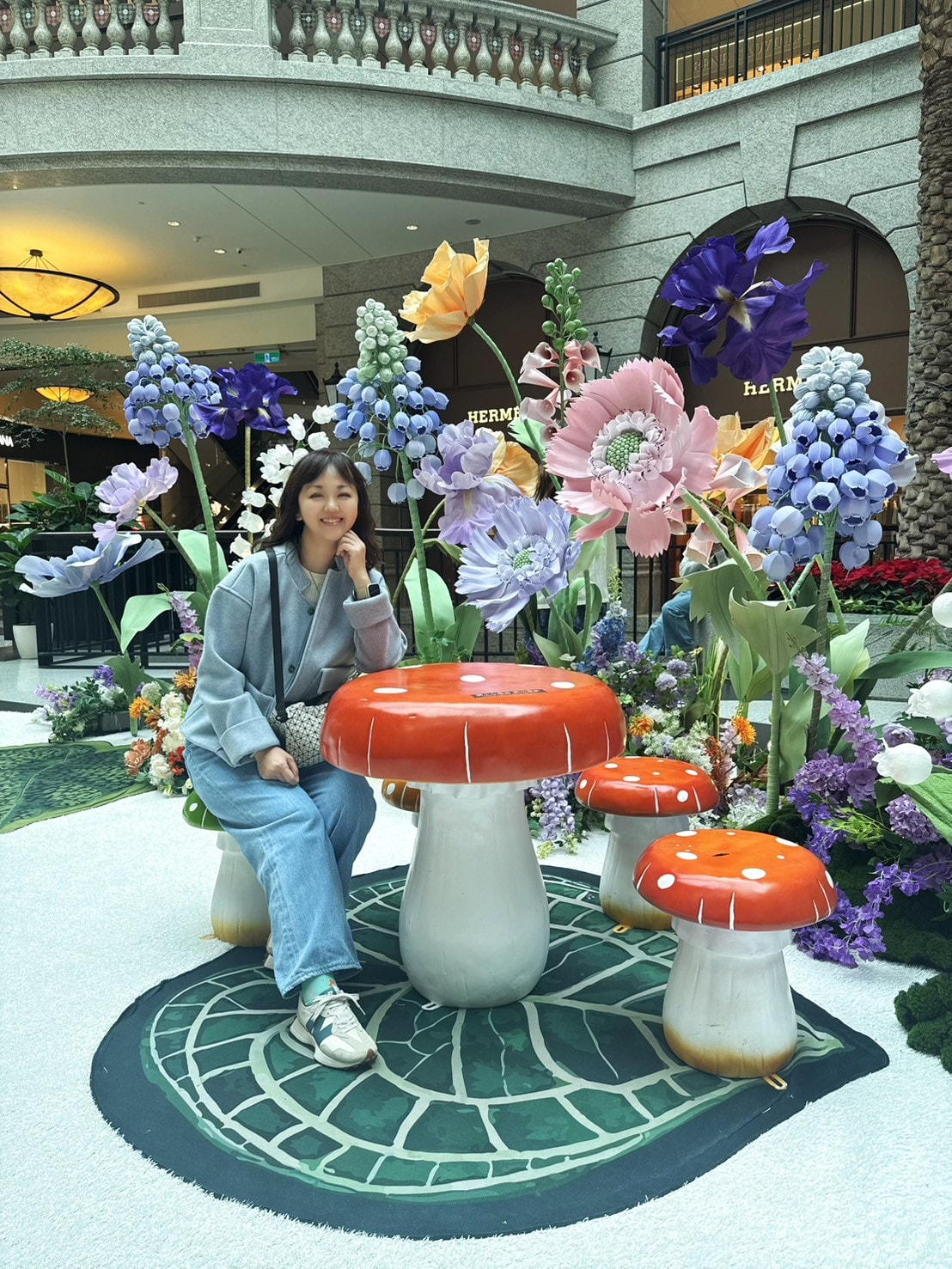 2025 BELLAVITA 貴婦百貨寶麗廣場 聖誕巨熊的豪華餐桌正式登場!