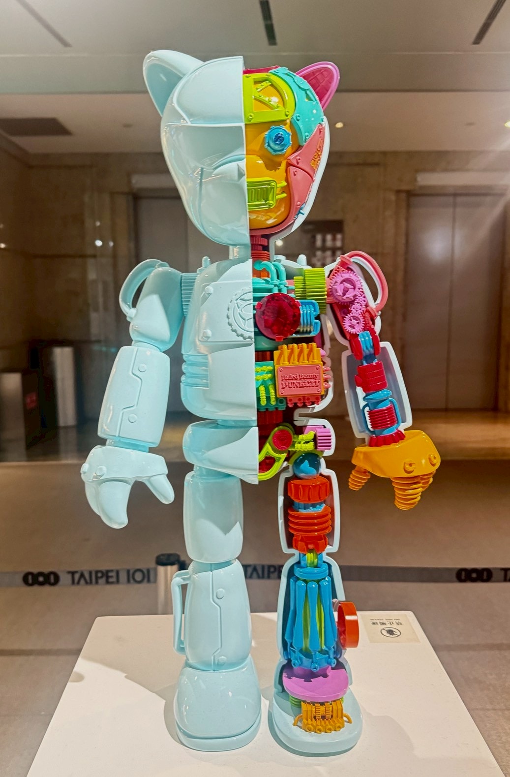 2026台北101必看展！方文山×數位藝術宇宙 沉浸式跨界美學饗宴 由設計領域部落客棠小璇開箱轉譯~